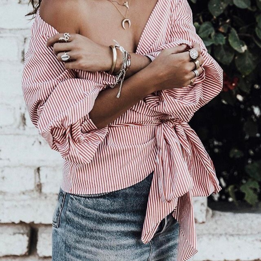 🔻SALE LAST 1 (S) Kimberly Wrap Blouse - Picture 7 of 7